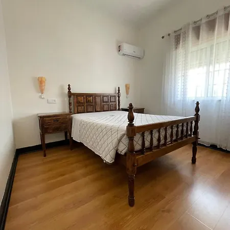 Residencial Dom Duarte 게스트하우스 3*