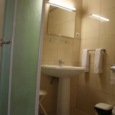 Residencial Dom Duarte 3*