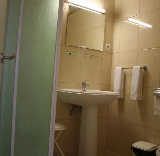 Residencial Dom Duarte 3*